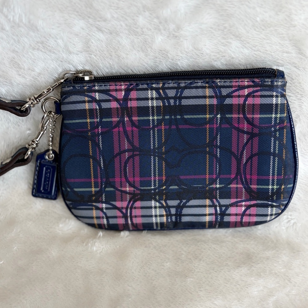 Coach Plaid Signature Wristlet Navy Pink Zip Pouch